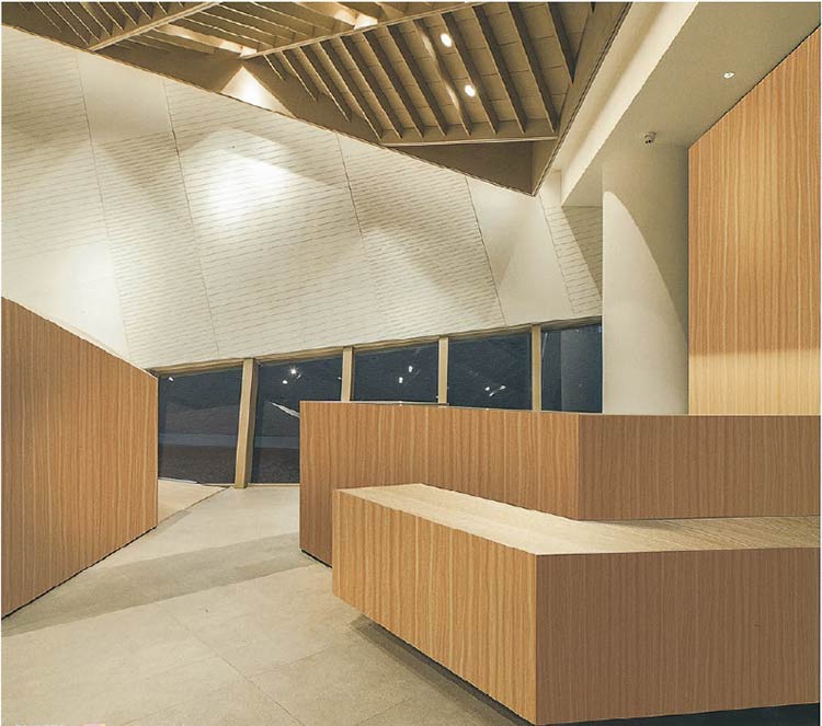 कसरी आत्म-चिपकने PVC फिल्मले तपाईंको स्टोरफ्रन्ट काउन्टरलाई पुनरुत्थान गर्न सक्छ?